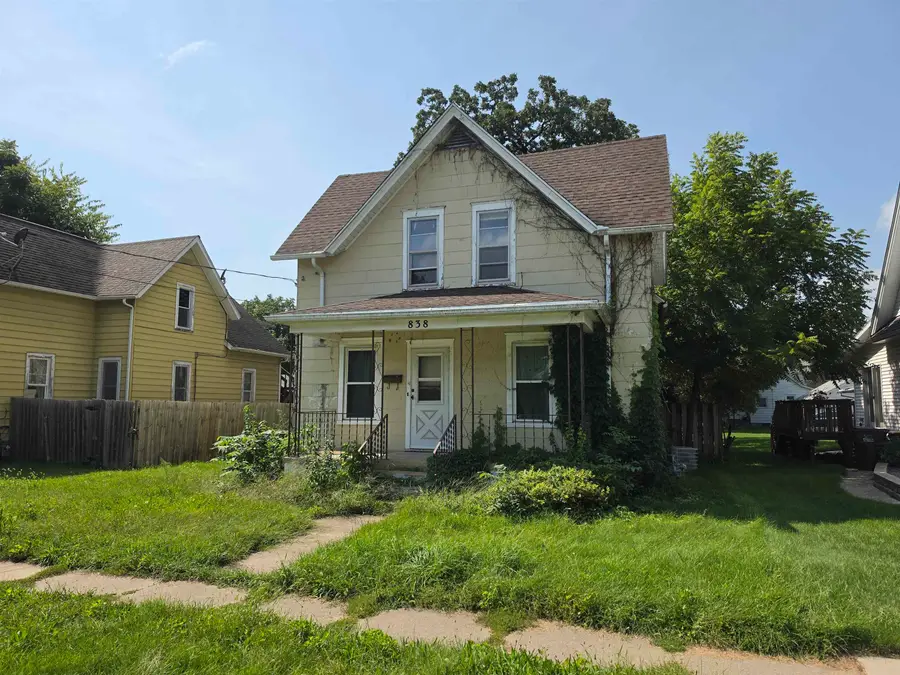 838 Roscoe Avenue, South Beloit, IL 61080 - #2