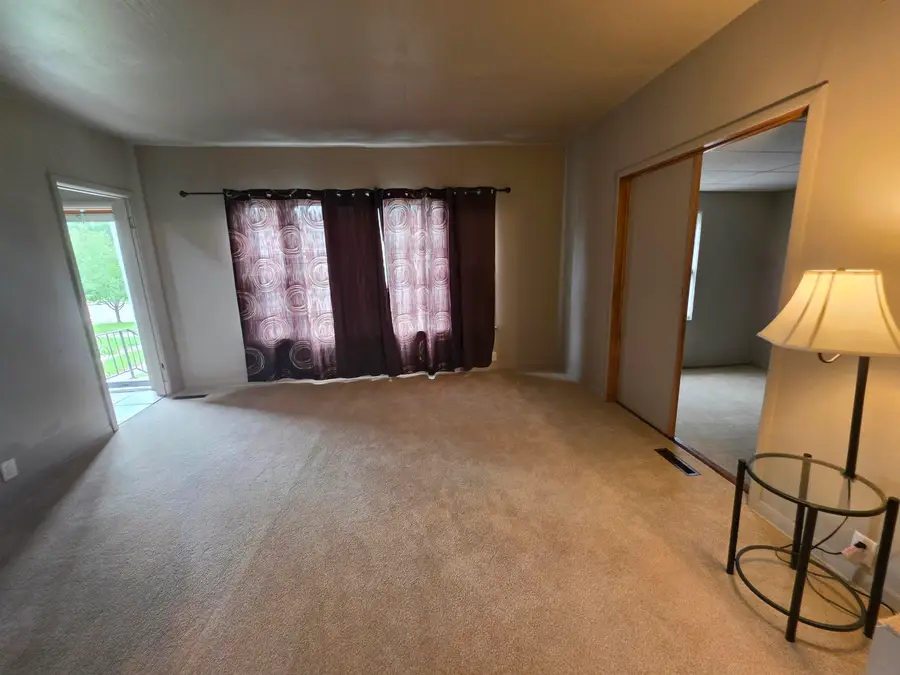 1439 Blaisdell Street, Rockford, IL 61101 - #3