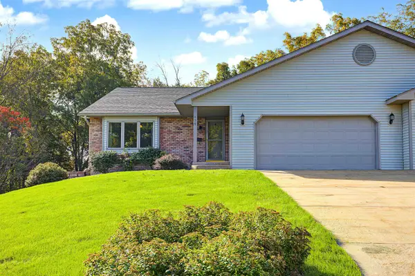 809 Shadow Bluff Drive, GALENA, IL 61036