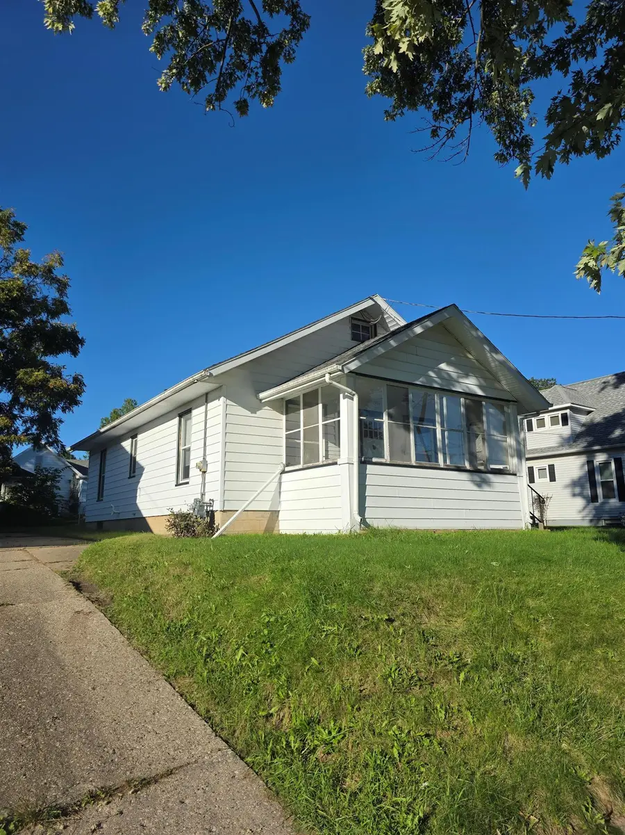 828 W Homer, Freeport, IL 61032 - #3