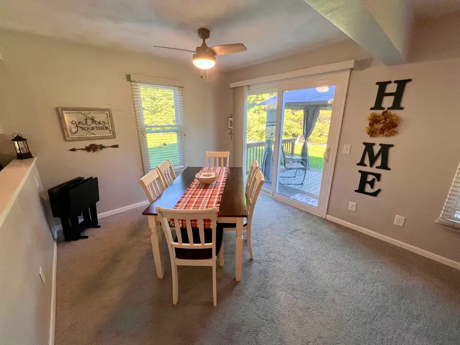 6339 CARRIAGE GREEN WAY, Rockford, IL 61108 - #3