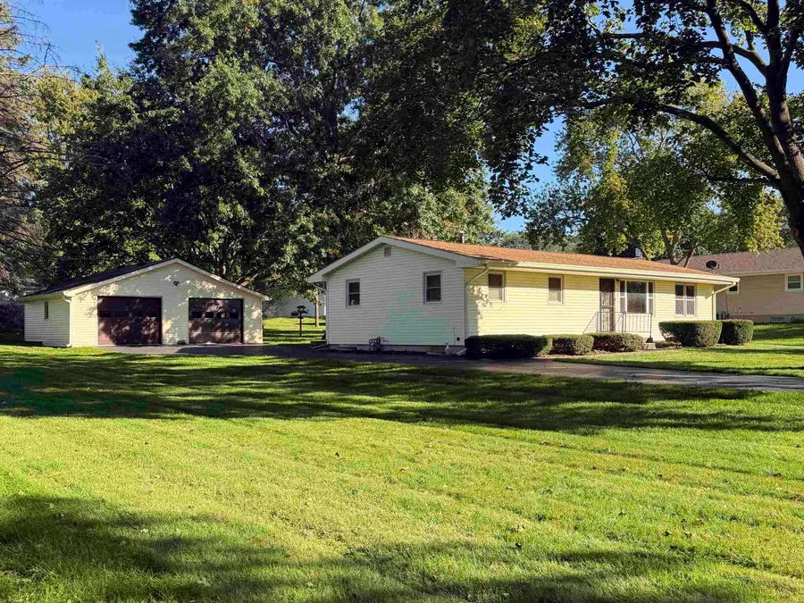 237 S Oak Street, Stillman Valley, IL 61084 - #2