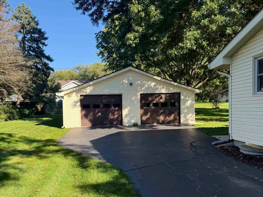 237 S Oak Street, Stillman Valley, IL 61084 - #3