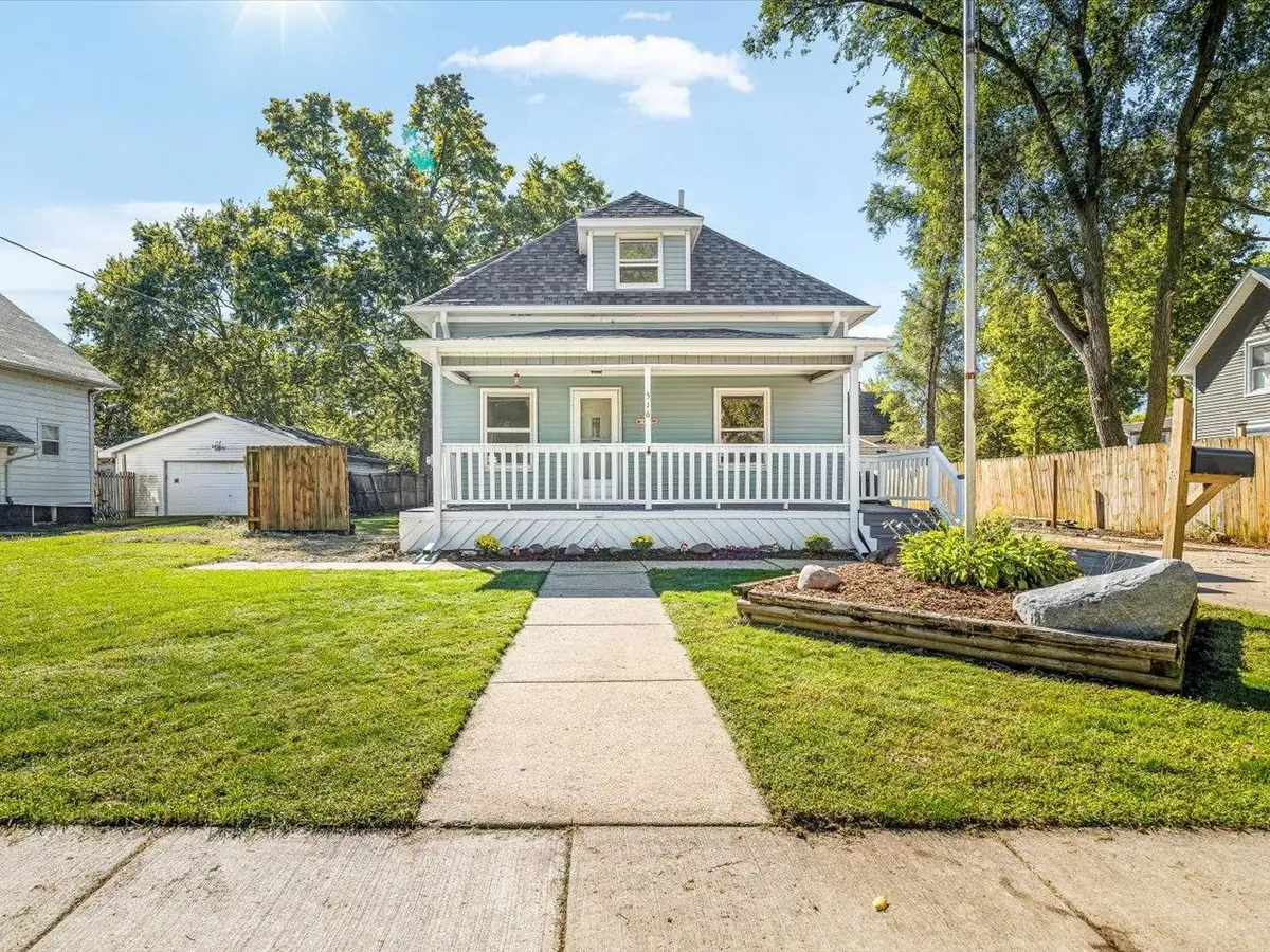 516 Illinois Street, South Beloit, IL 61080 - #1