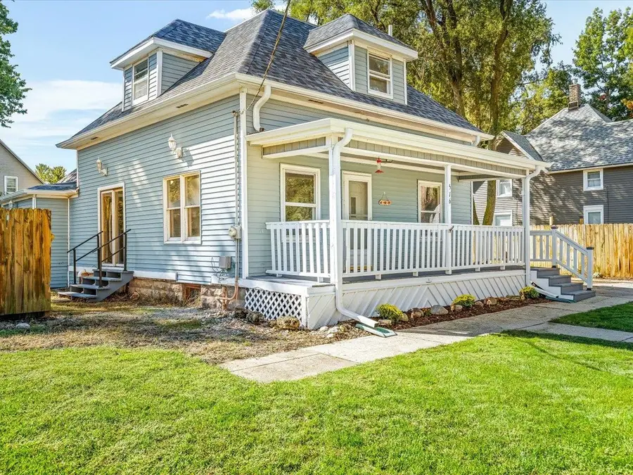 516 Illinois Street, South Beloit, IL 61080 - #3