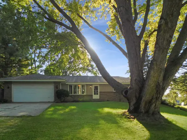 12544 Chuckanut Drive, ROSCOE, IL 61073