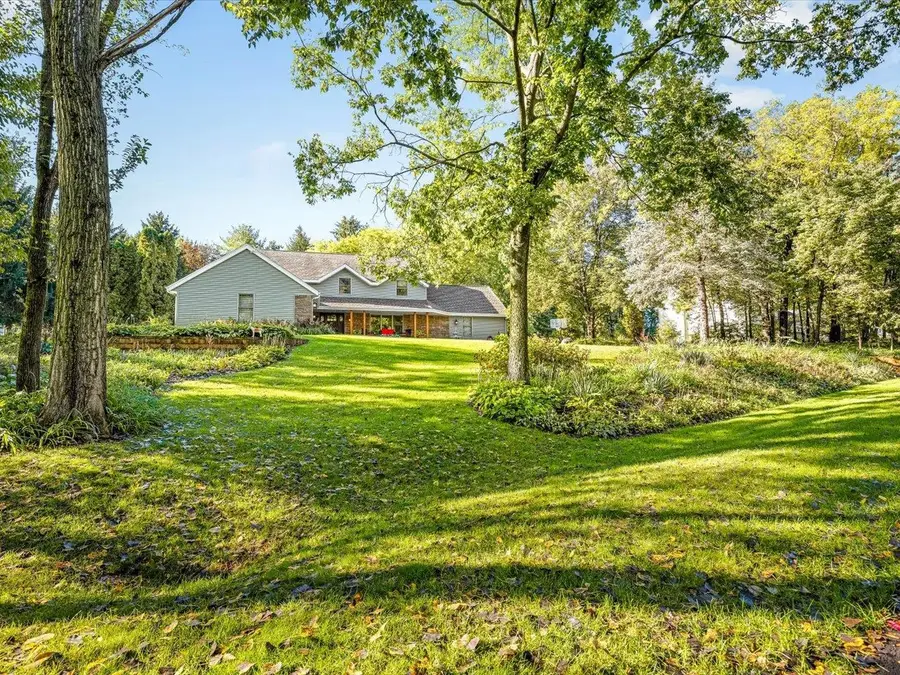 7511 Grace Dr, Roscoe, IL 61073 - #3