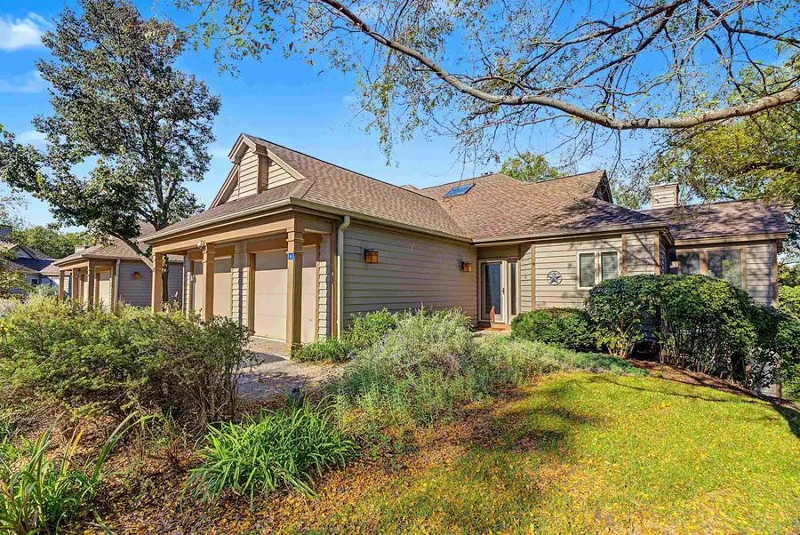 8 Rock Cove Lane, Galena, IL 61036 - #2