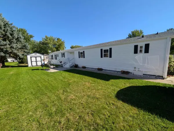 102 Red Haw Court, FREEPORT, IL 61032