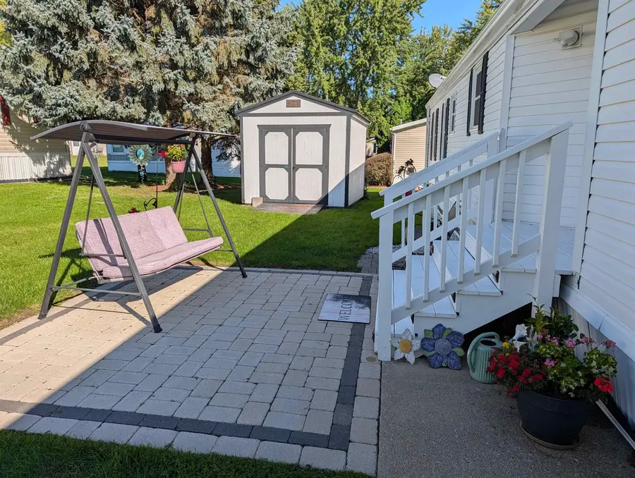 102 Red Haw Court, Freeport, IL 61032 - #3