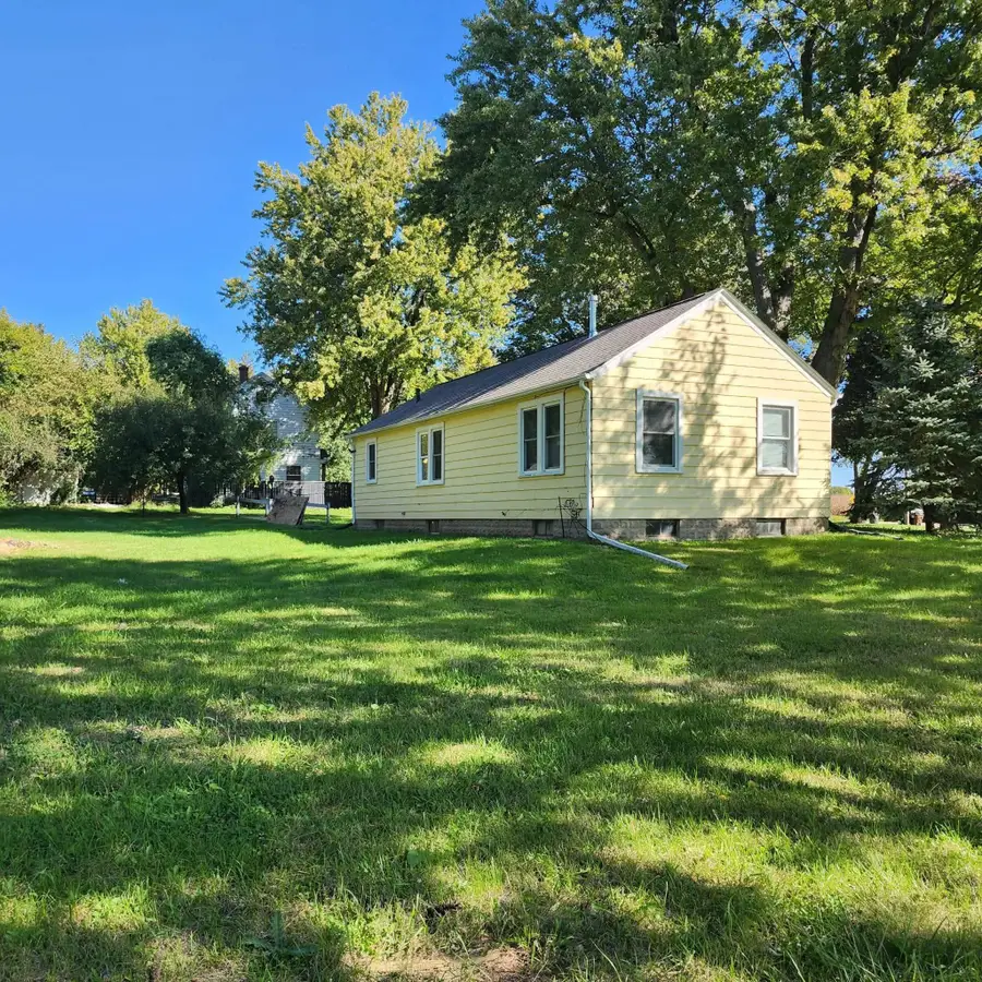 3852 N Meridian Road, Rockford, IL 61101 - #3