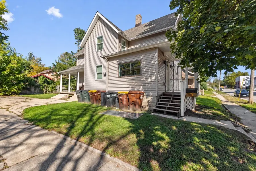 133 S Chicago Avenue, Rockford, IL 61104 - #2