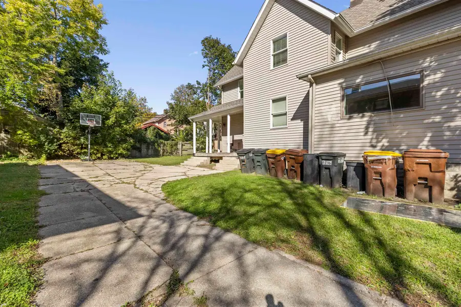 133 S Chicago Avenue, Rockford, IL 61104 - #3