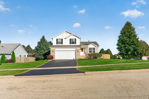 408 Brook Linsee Lane, POPLAR GROVE, IL 61065
