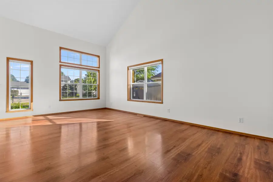 547 Logans Run, Machesney Park, IL 61115 - #2