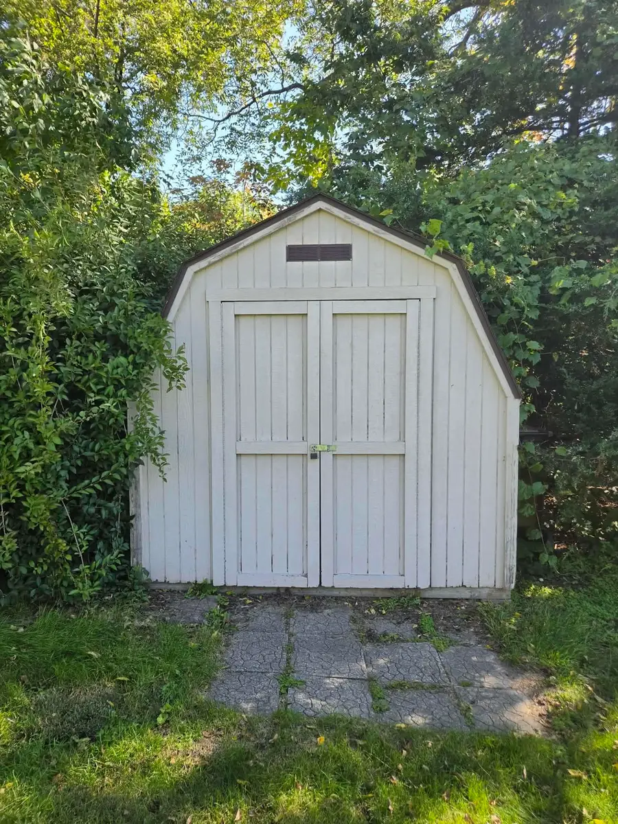 455 N TRUNCK, Freeport, IL 61032 - #3