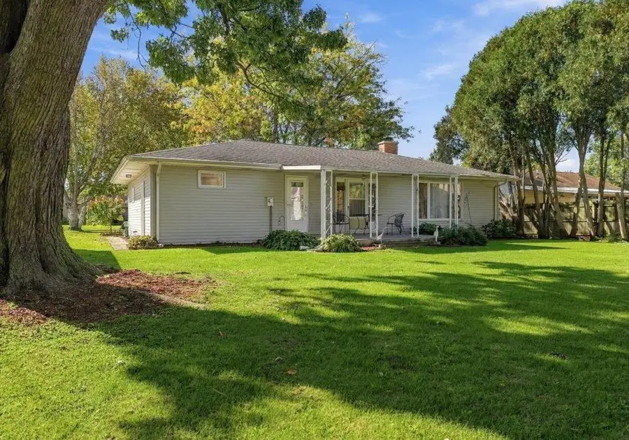 408 Sunset Lane, Mount Morris, IL 61054 - #2