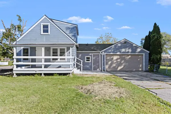 404 Pershing Avenue, MACHESNEY PARK, IL 61115