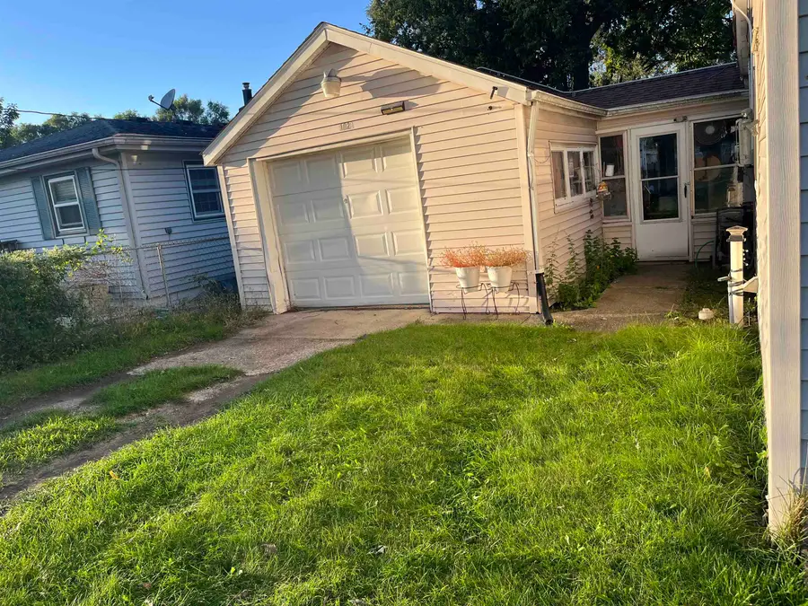 1028 Talmadge Avenue, Machesney Park, IL 61115 - #2