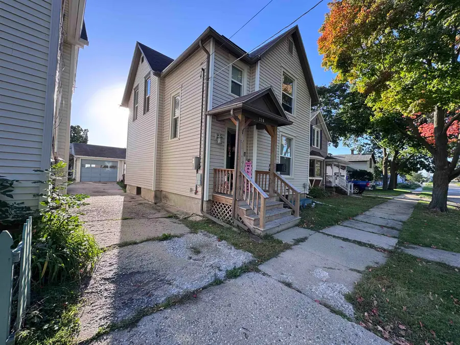 216 Webster Street, Belvidere, IL 61008 - #2