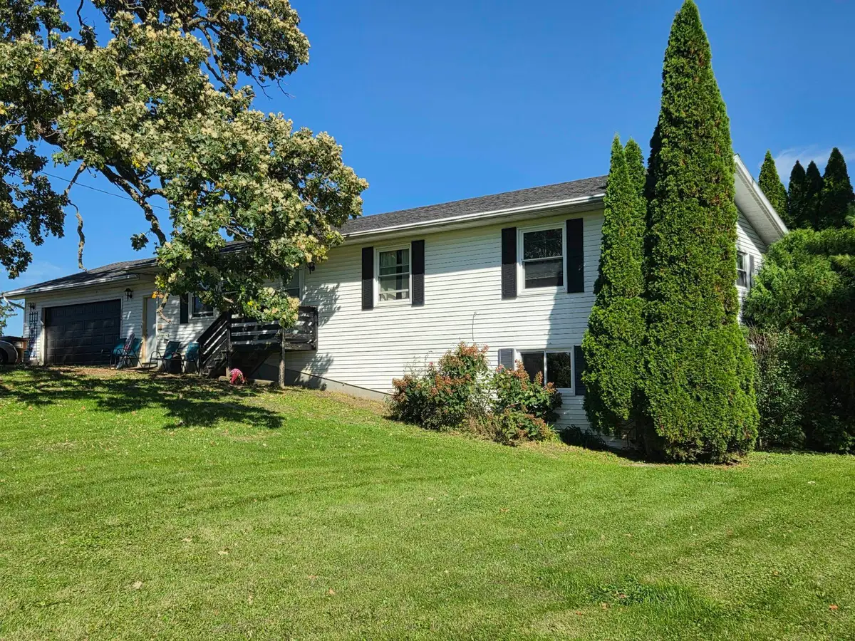 2161 N HARLEM CENTER Road, Freeport, IL 61032 - #1