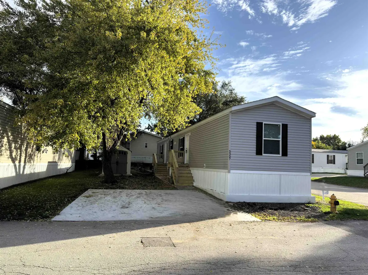 5307 Quartz Drive, Loves Park, IL 61111 - #1
