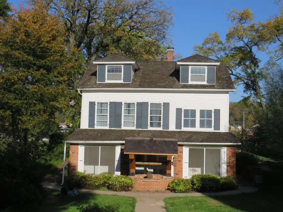 511 Park Avenue, Galena, IL 61036 - #2