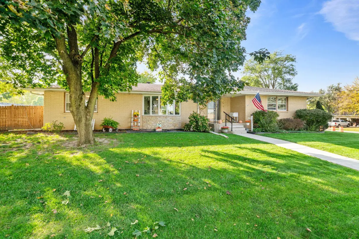 5230 S Harlan Drive, Rochelle, IL 61068 - #1