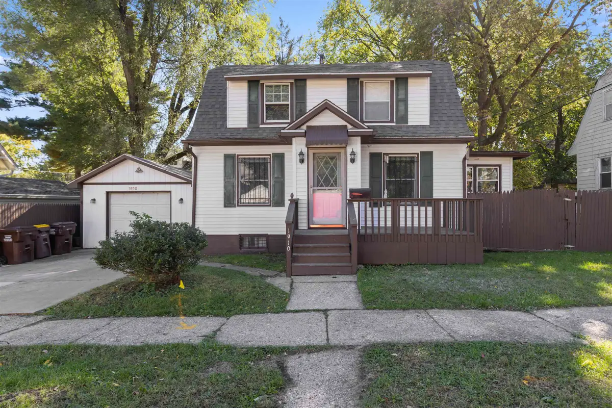 1910 Andrews Street, Rockford, IL 61101 - #1