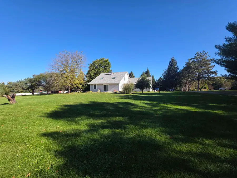 10388 MOONGLOW Drive, Roscoe, IL 61073 - #2