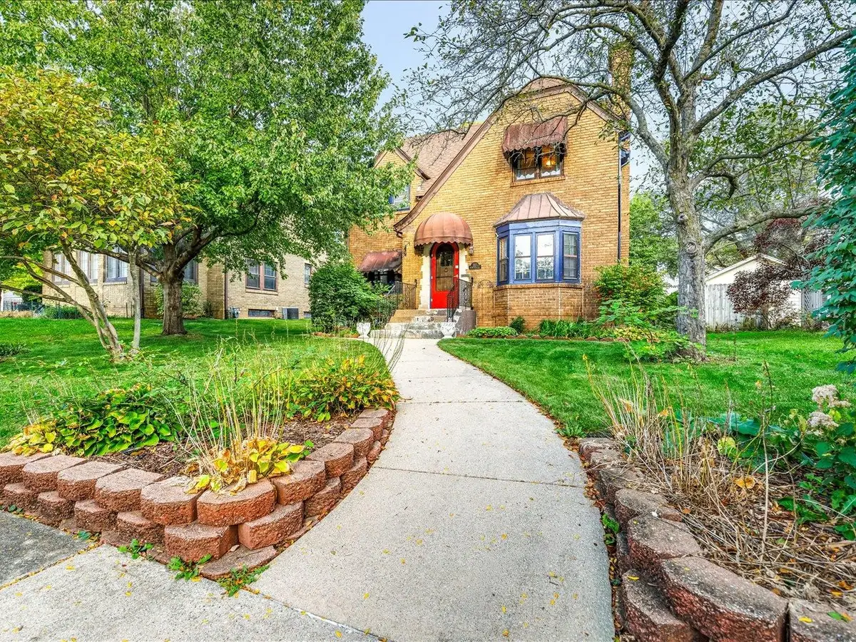 227 N Highland Avenue, Rockford, IL 61107 - #1