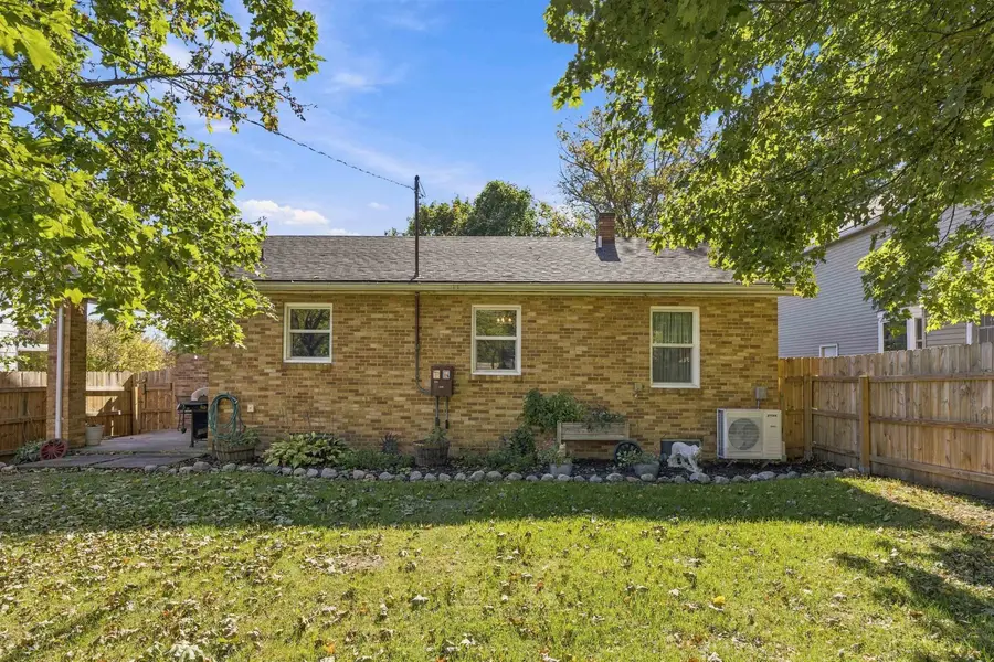 423 E Front Avenue, Stockton, IL 61085 - #3