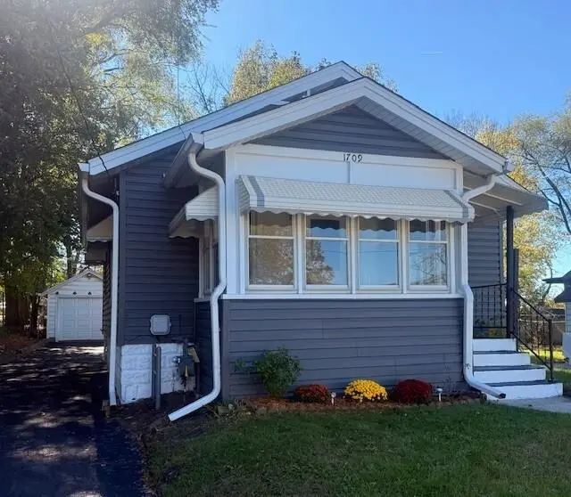 1709 Pershing Avenue, Rockford, IL 61109 - #2