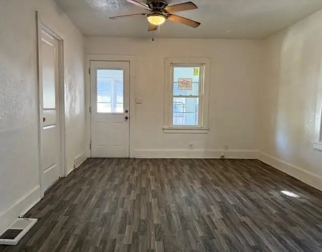 1709 Pershing Avenue, Rockford, IL 61109 - #3