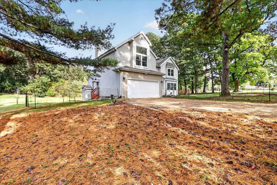 5695 S Park Place Drive, Rochelle, IL 61068 - #2
