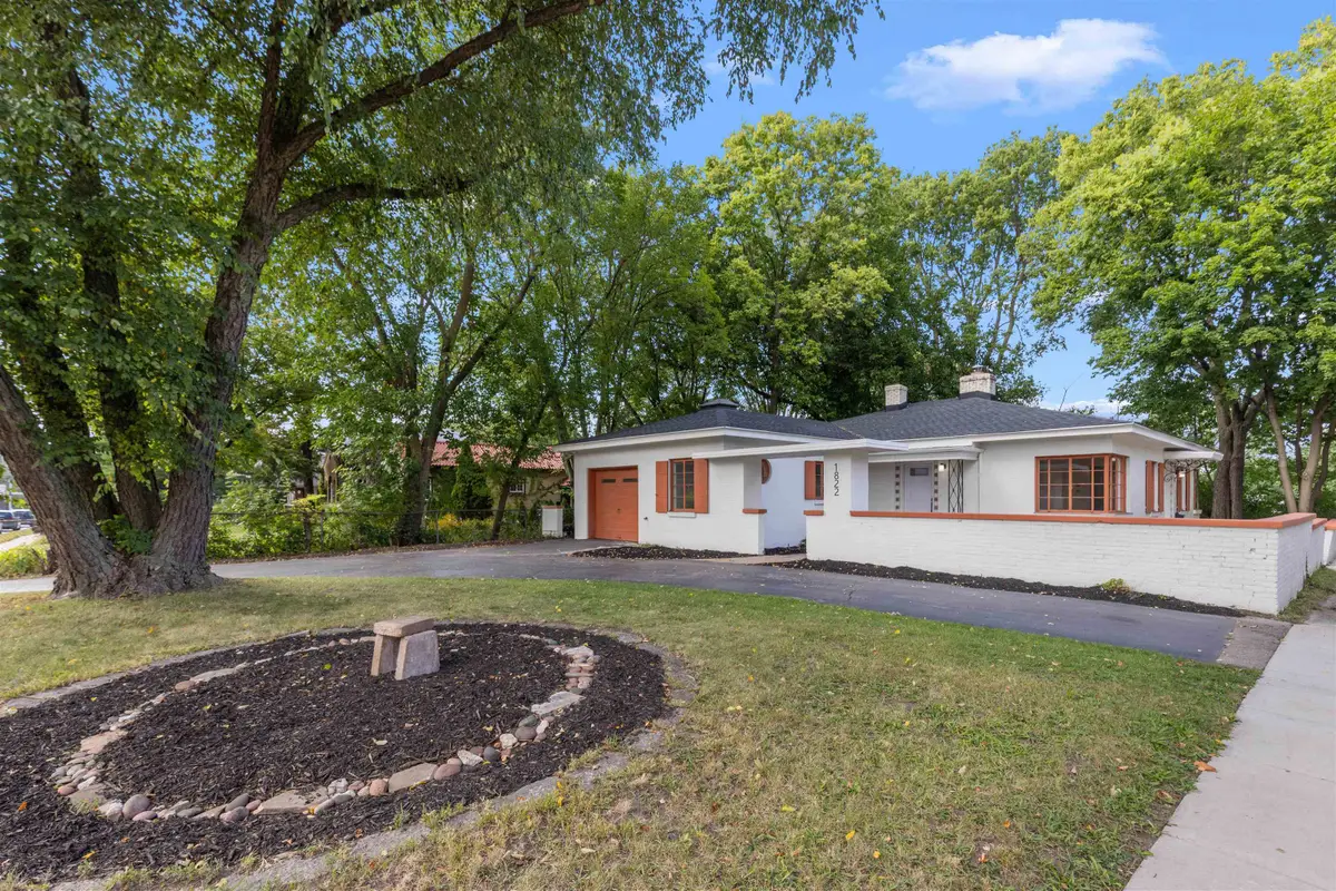 1822 E State Street, Rockford, IL 61107 - #1