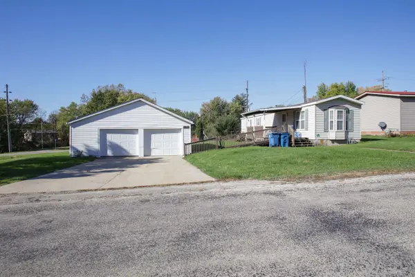 70 S Cedar Street, Cedarville, IL 61013