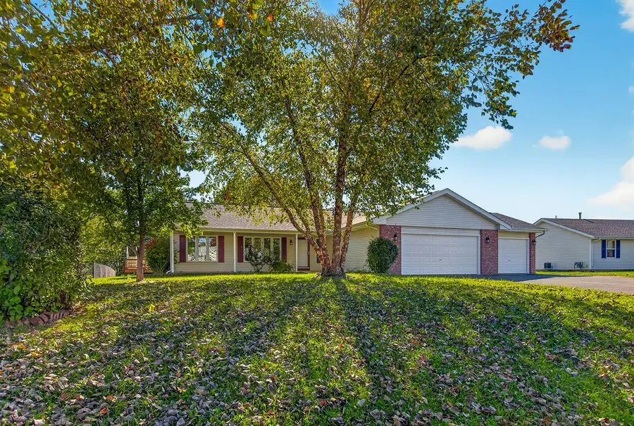 136 HARVEST GLENN Drive, Davis Junction, IL 61020 - #2