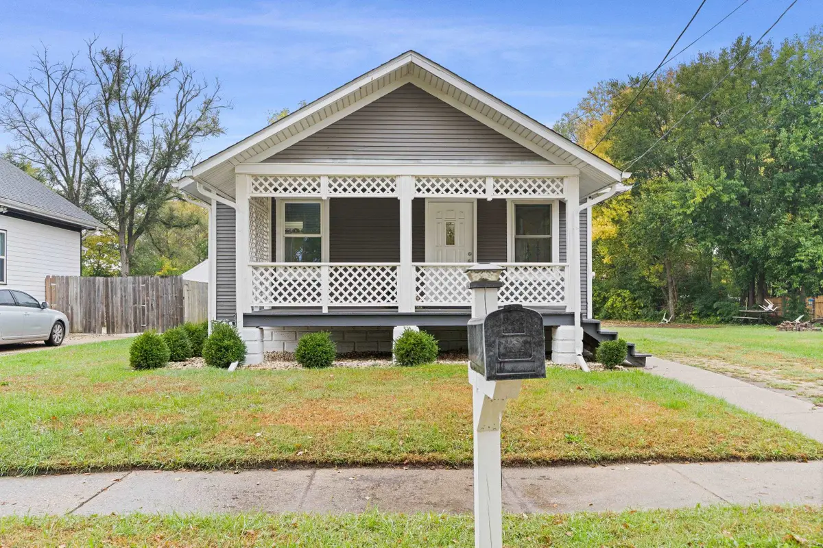 2611 S 6th Street, Rockford, IL 61109 - #1