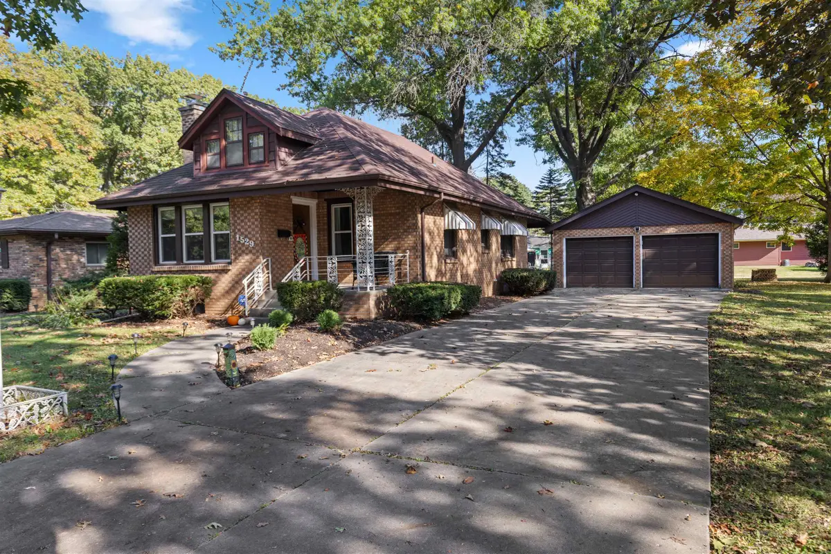 1529 CHELSEA Avenue, Rockford, IL 61107 - #1