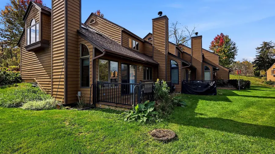 9 Creekwood Lane, Galena, IL 61036 - #2
