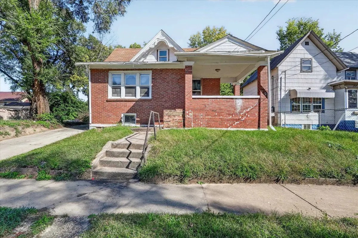 918 S 3rd Street, Rockford, IL 61104 - #1