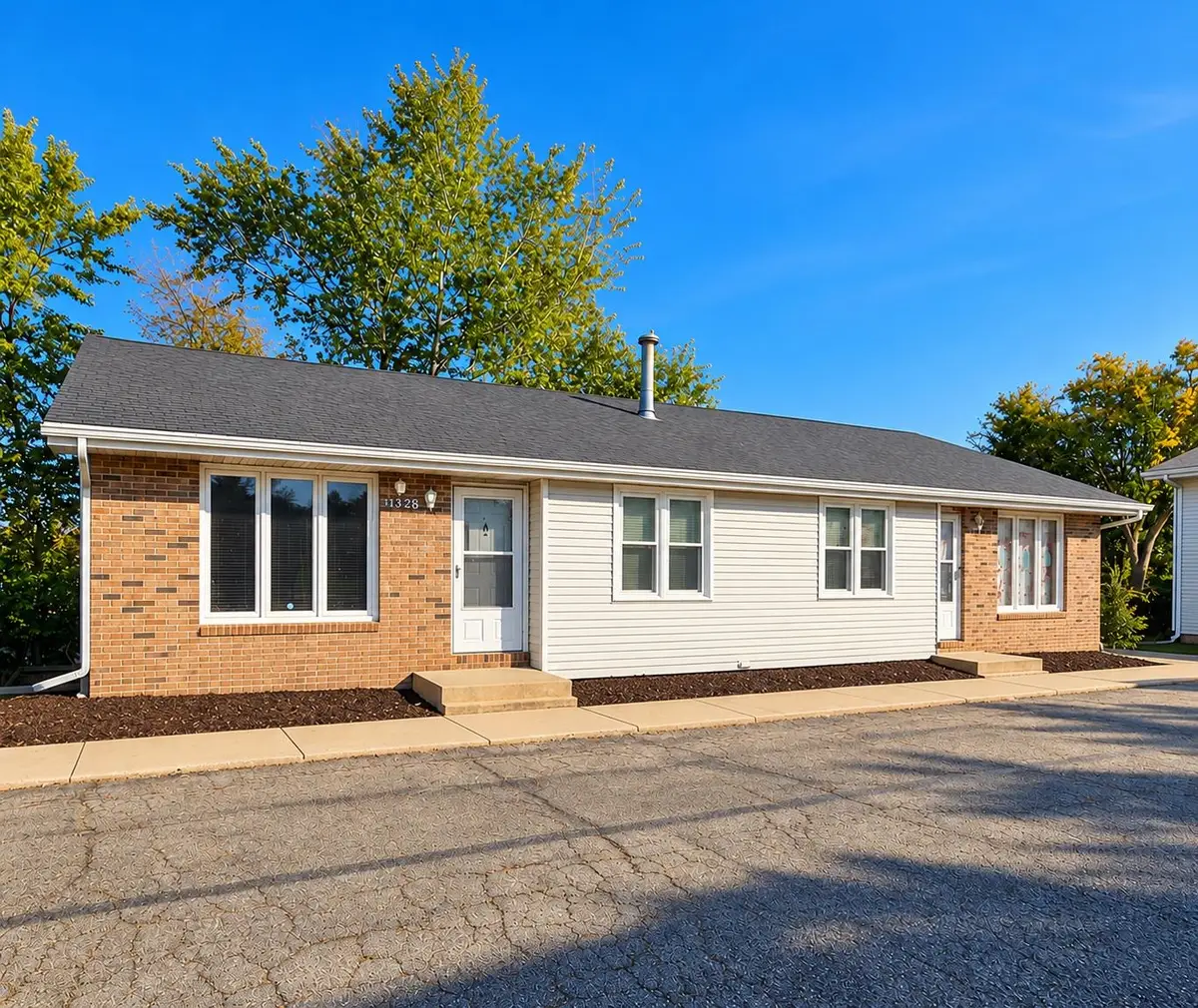 5426 MIDVALE Drive, Rockford, IL 61108 - #1