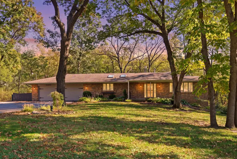 6382 Thorncrest Drive, Rockford, IL 61109 - #2
