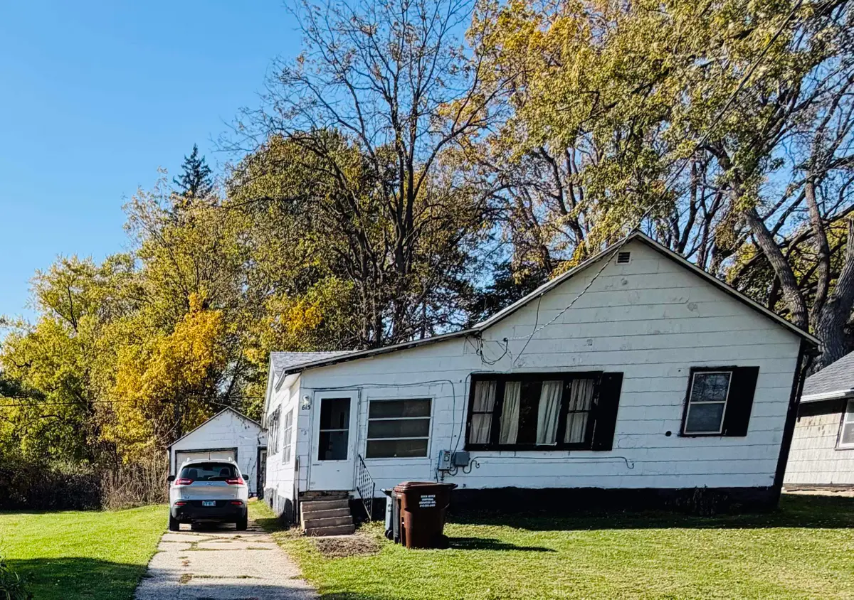 615 Garver Avenue, Rockford, IL 61102 - #1