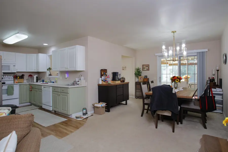 2029 Navajo Drive, Freeport, IL 61032 - #3