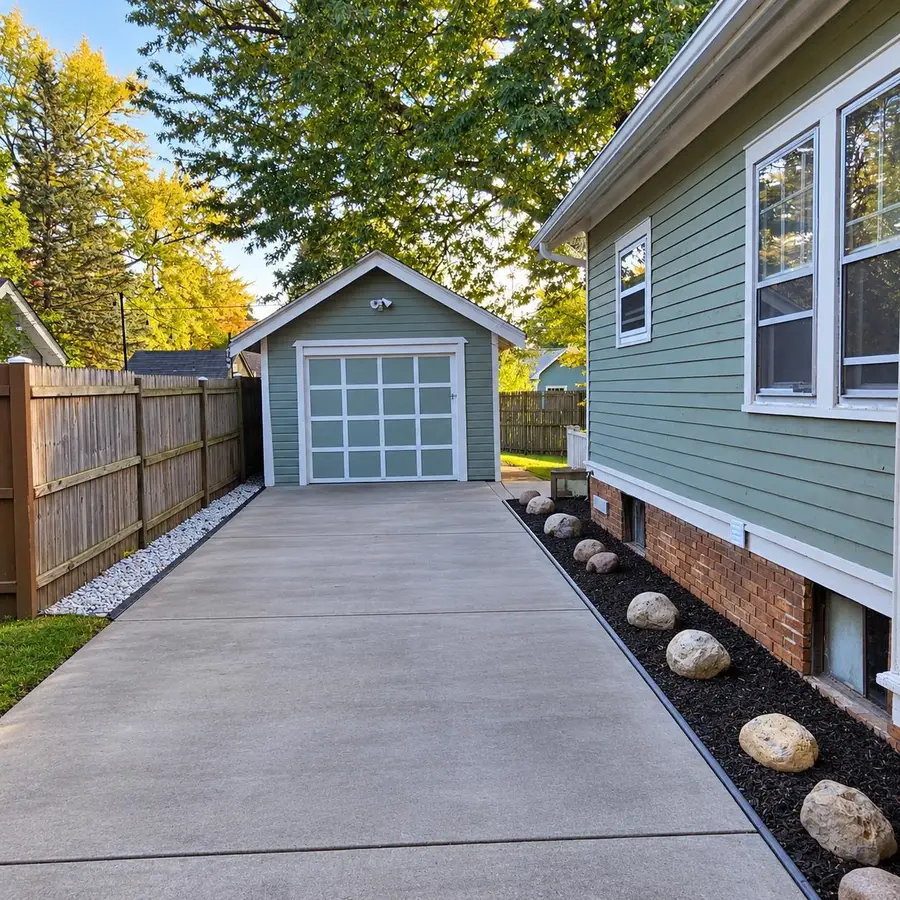 519 FRANCES Avenue, Loves Park, IL 61111 - #3
