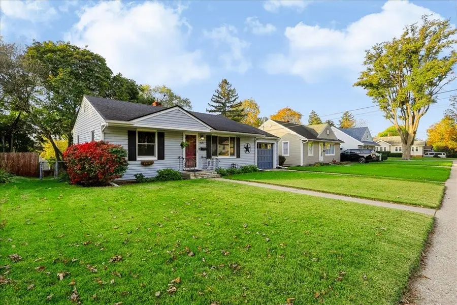 2411 17th Avenue, Rockford, IL 61108 - #2