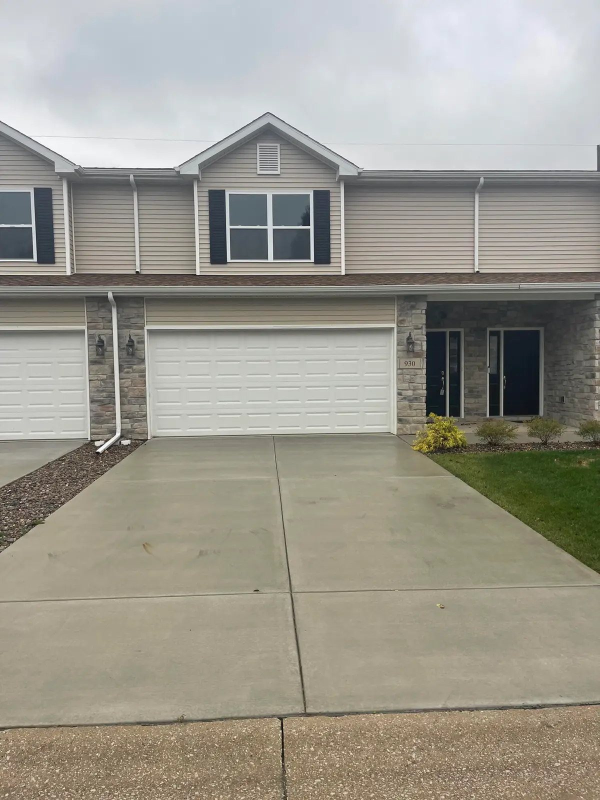 930 Penny Court, Hobart, IN 46342 - Image #1