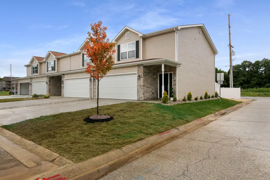 930 Penny Court, Hobart, IN 46342 - Image #2